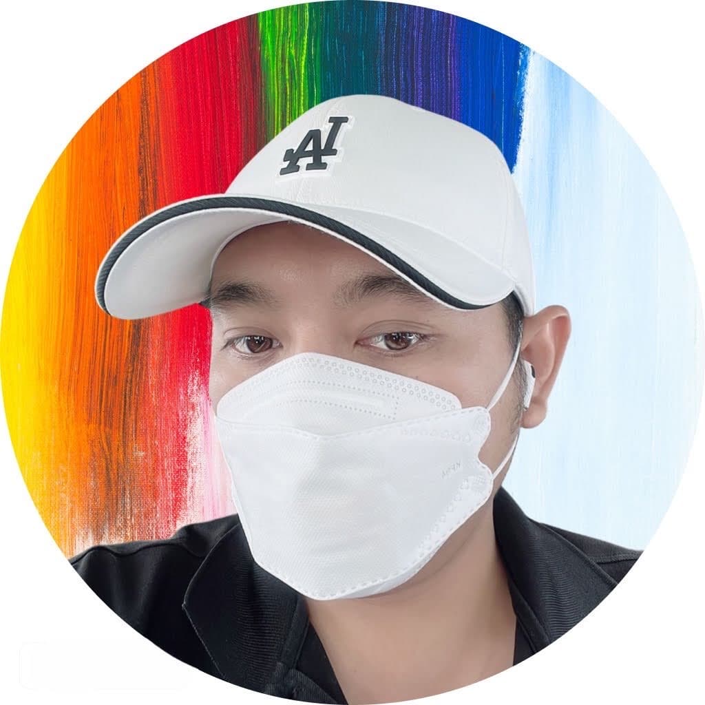 Tri H.Nguyen - Professional headshot